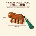 Size diagram of the sandalwood horse comb: 9.5 cm wide by 6 cm tall, hand-polished, pocket-sized.